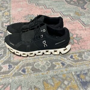 On clouds women’s running shoes